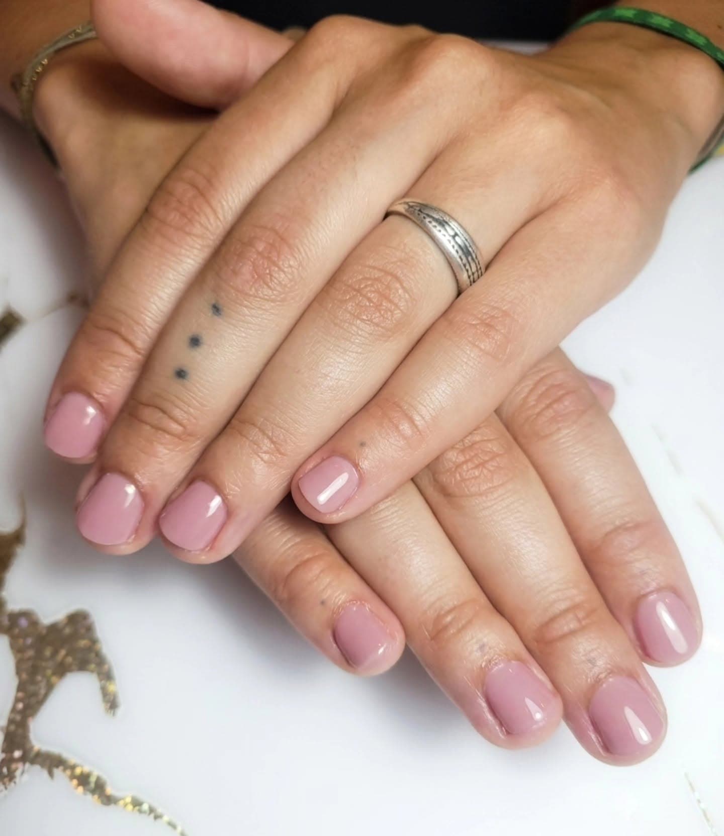 Semi permanent sur ongles naturels